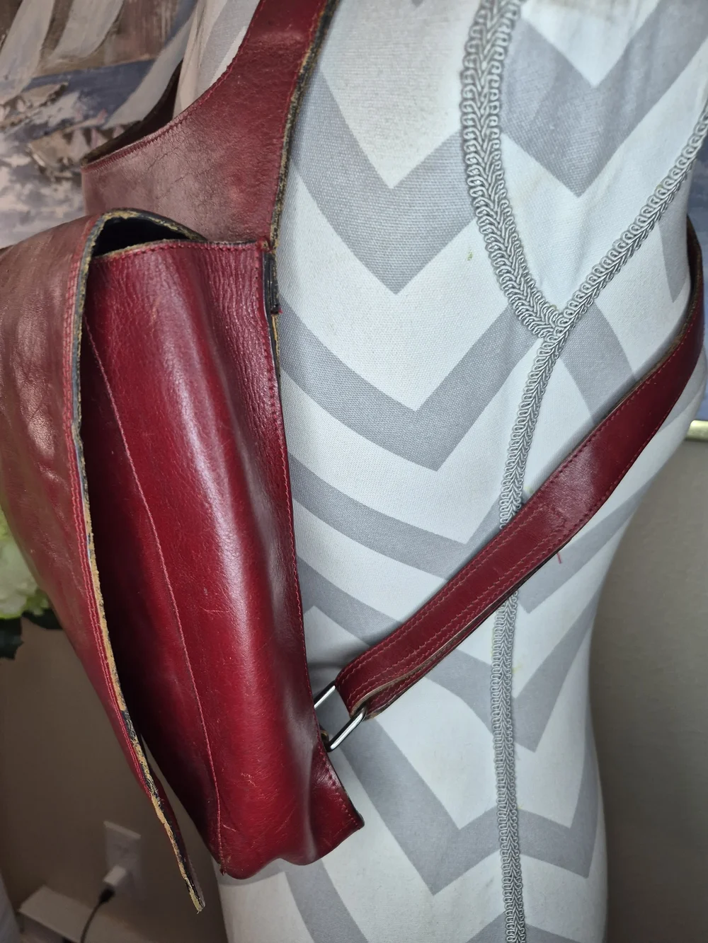 Vintage Stone Ridge Women's Red Leather Adjustable Backpack